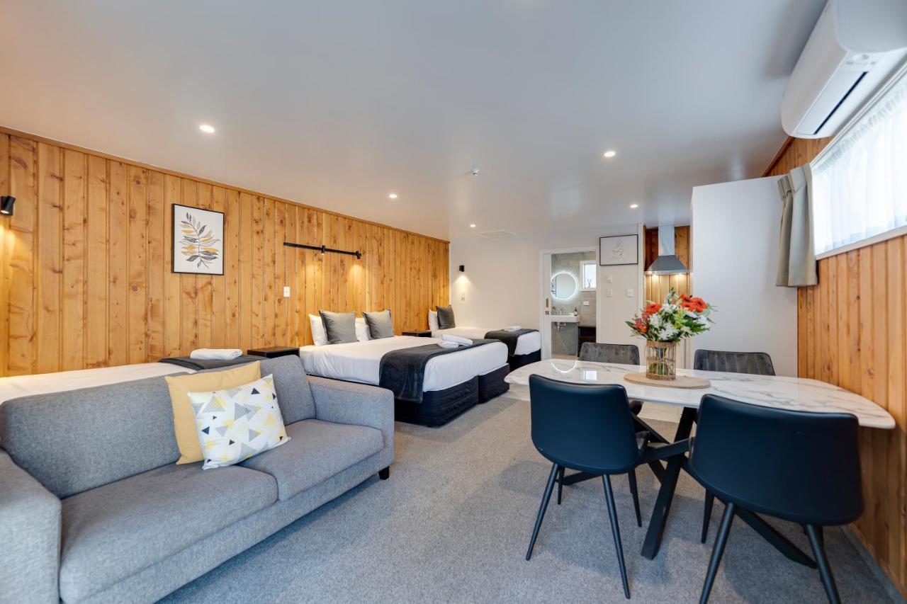 Archway Motels & Chalets Ванака Экстерьер фото