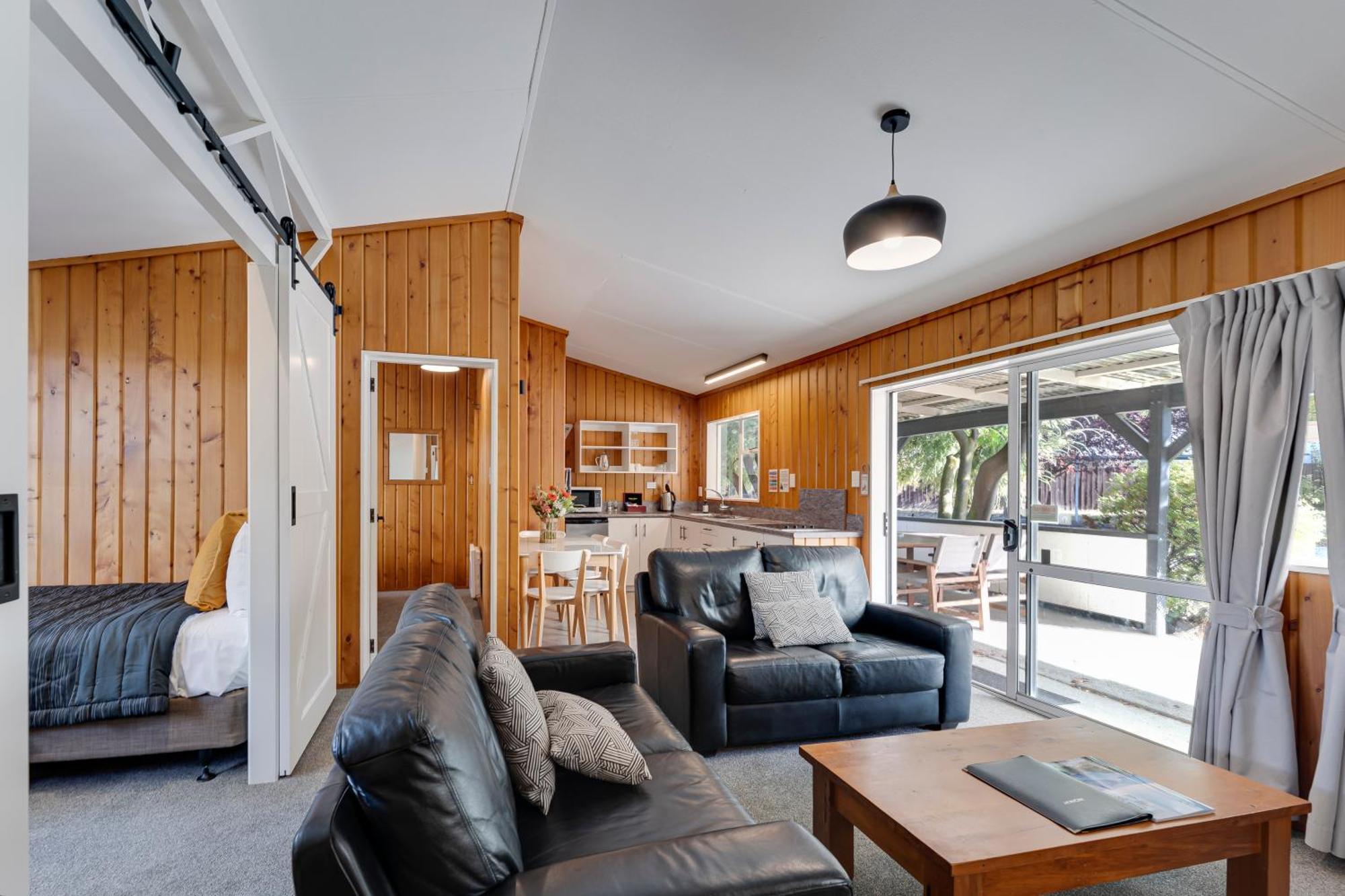 Archway Motels & Chalets Ванака Номер фото